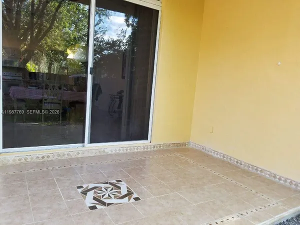 $4,100 | 15339 Southwest 32nd Terrace, Miami, FL 33185