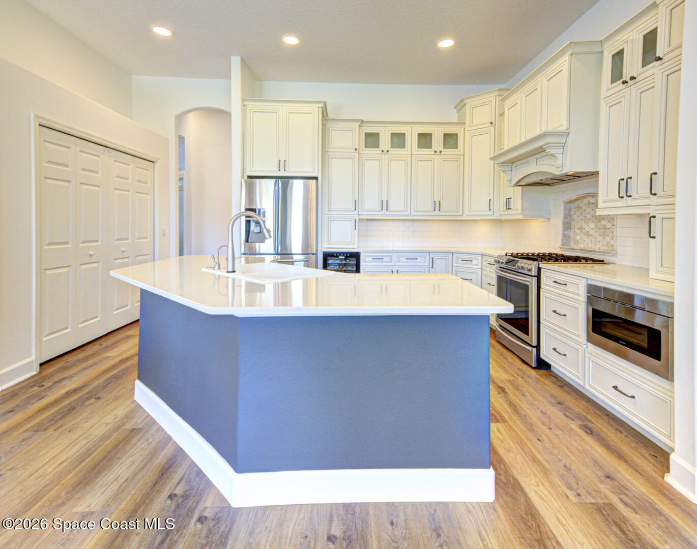 4070 Stoney Point Road Melbourne, FL 32940 - Photo 19 of 78 kitchen island