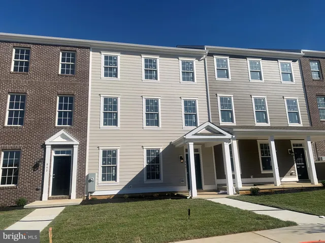 $2,899 | 840 Mapleton Avenue, Unit 204, Middletown, DE 19709