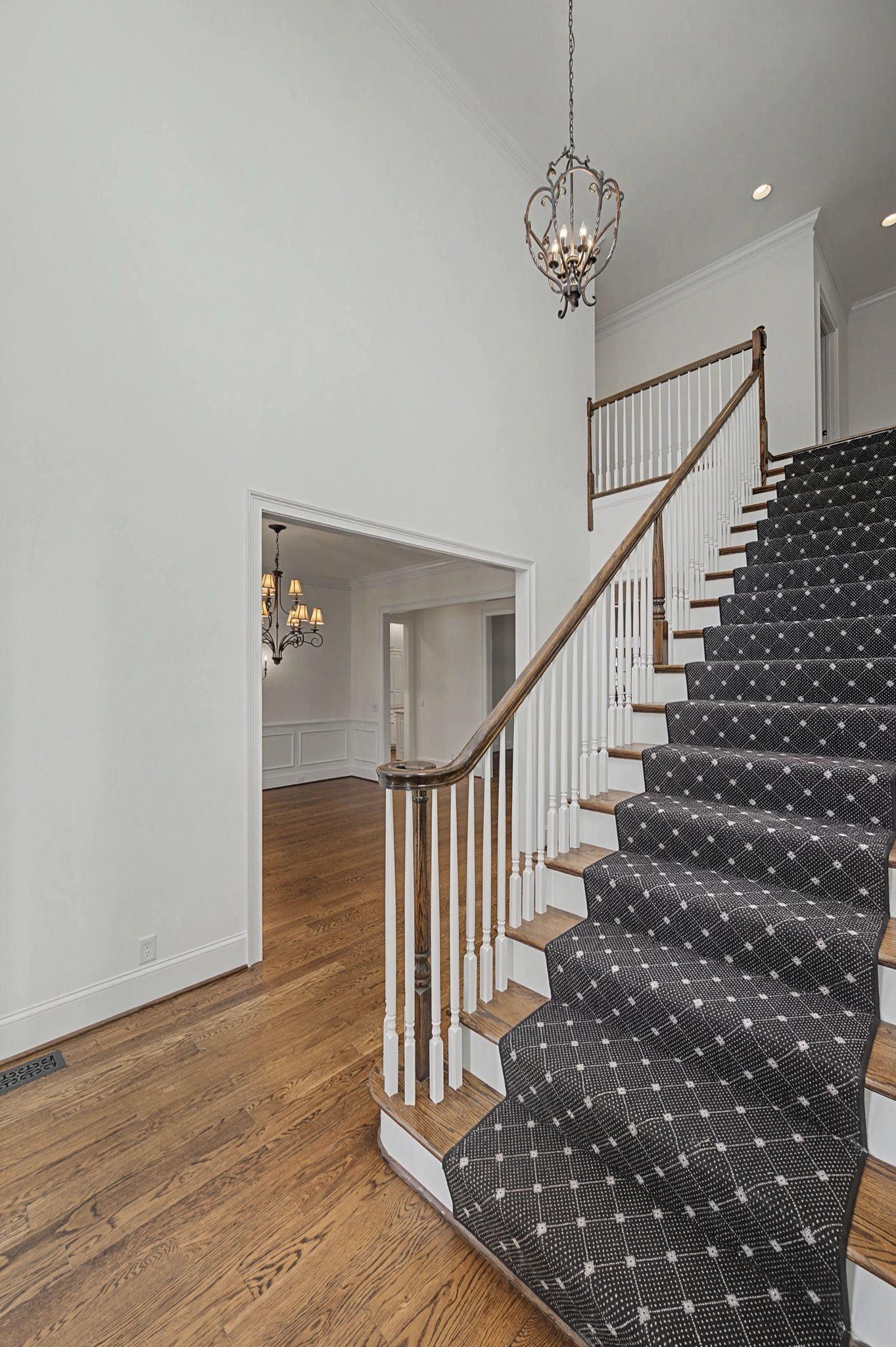 217 Page Road Nashville, TN 37205 - Photo 6 of 51