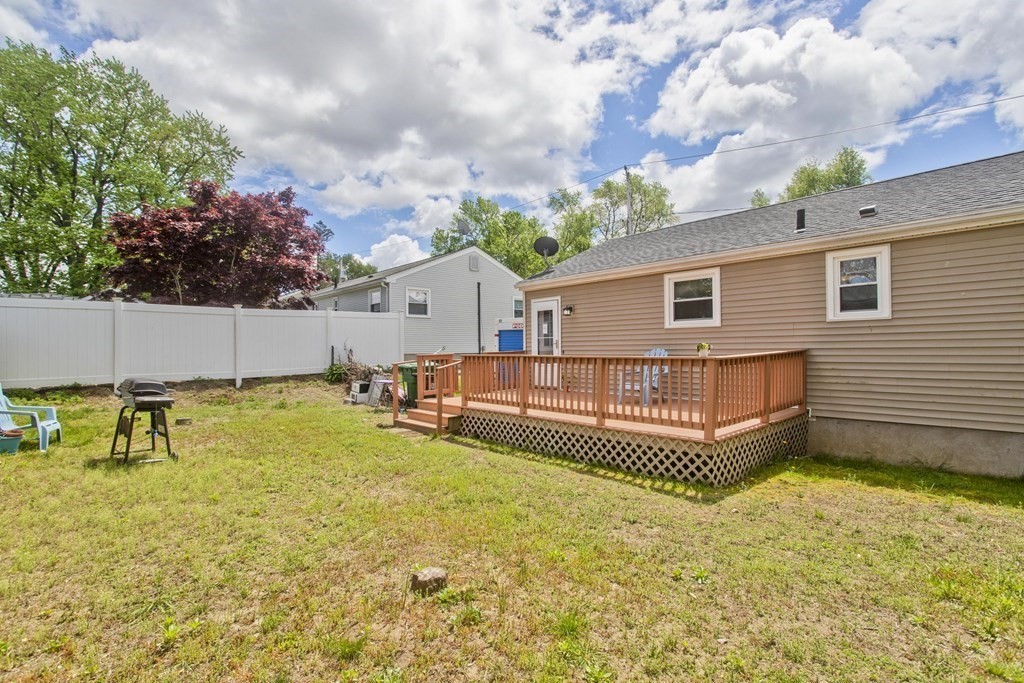 112 Clark Street Chicopee, MA 01013 - Photo 12 of 14