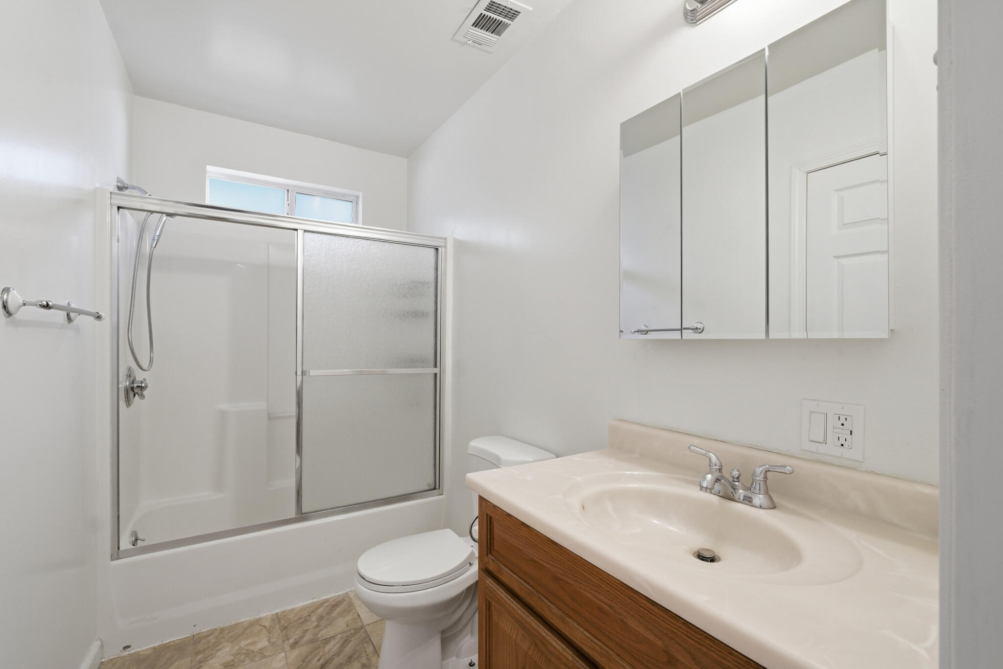 723 South Locust Street Visalia, CA 93277 - Photo 16 of 27