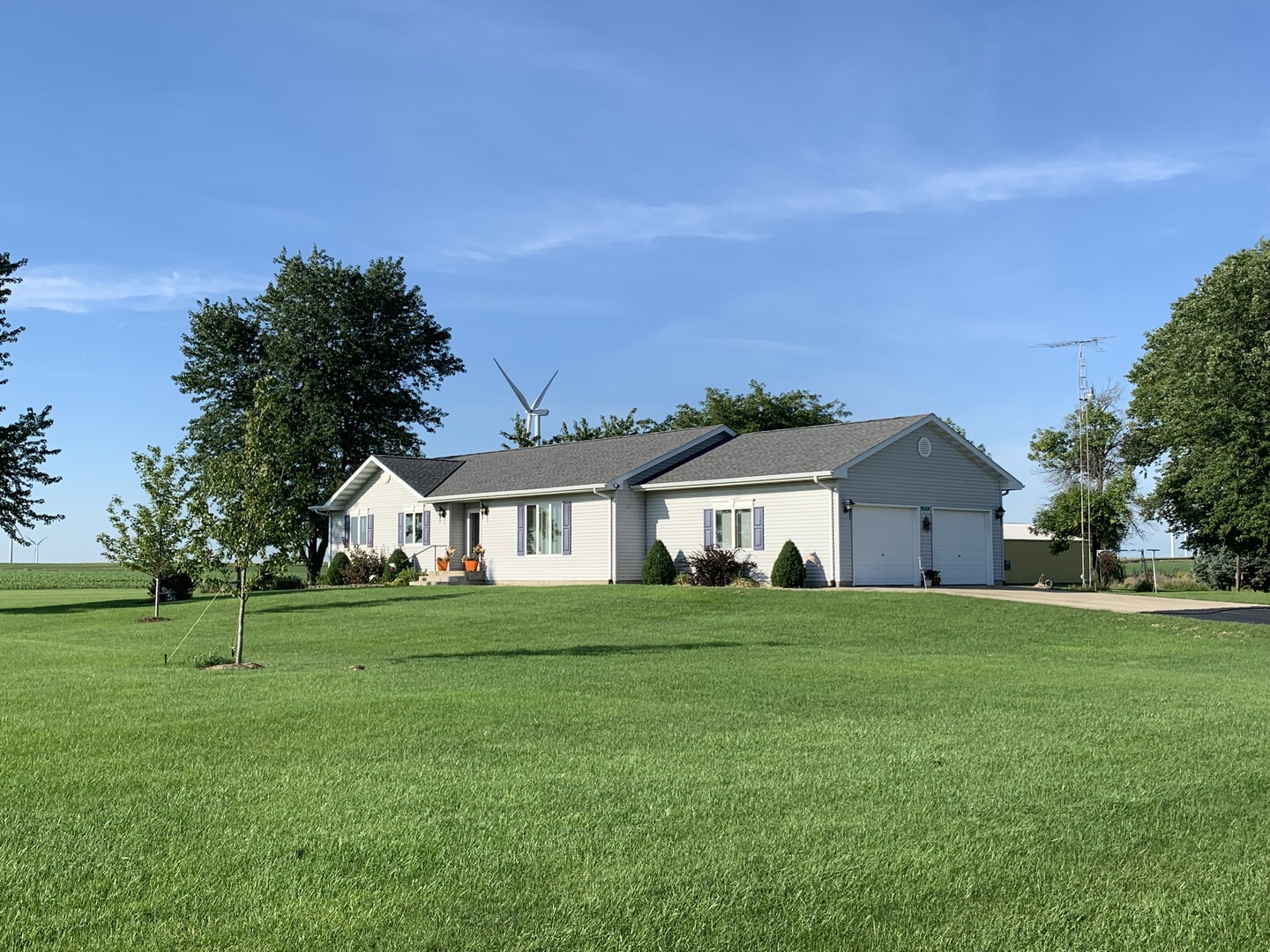 7074 West 6000S Road Herscher, IL 60941 - Photo 1 of 32