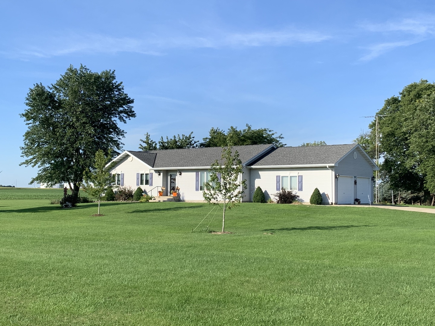 7074 West 6000S Road Herscher, IL 60941 - Photo 2 of 32