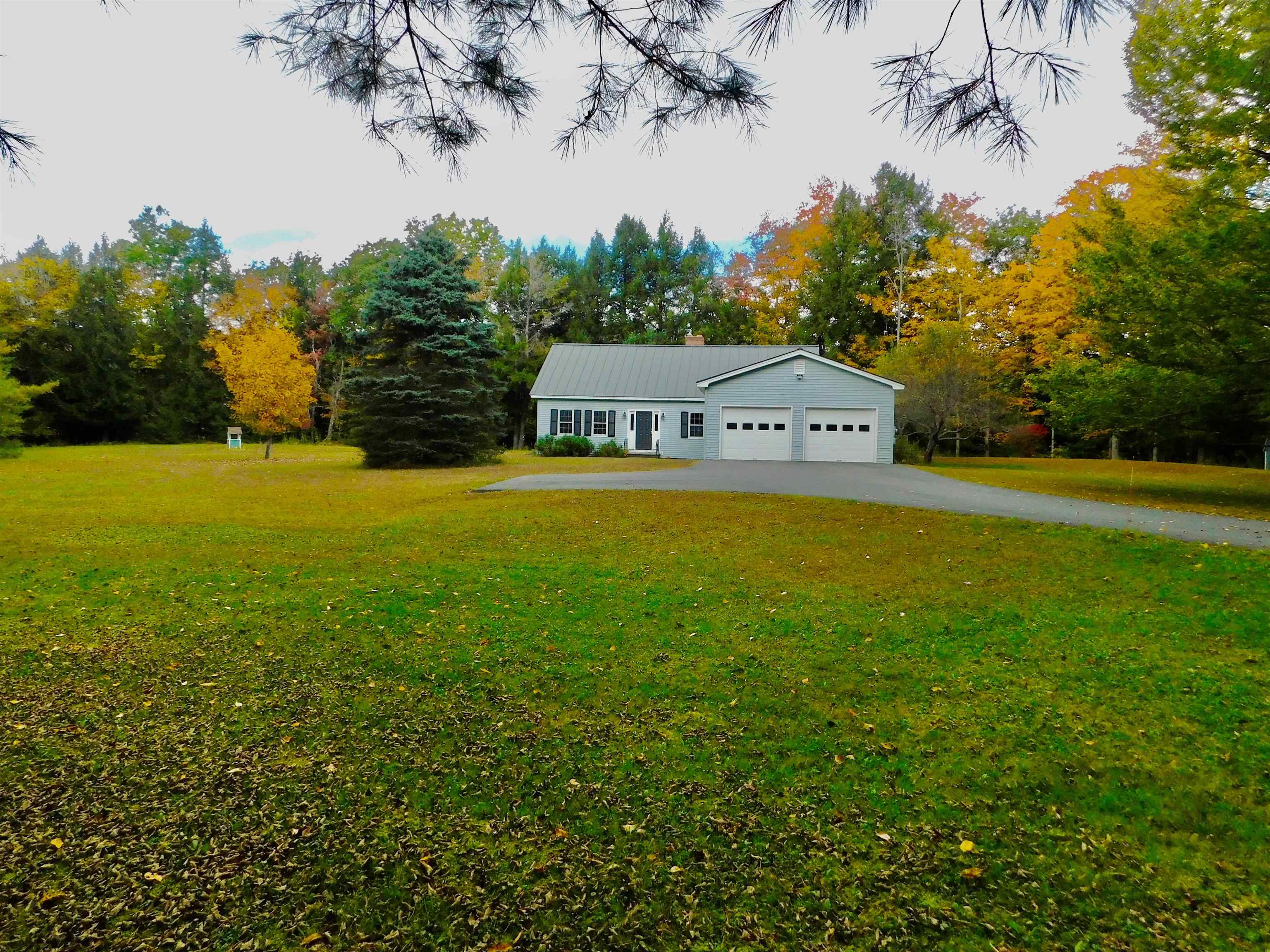 944 College Hill Road Woodstock, VT 05091 - Photo 1 of 43 Gallery Image 1