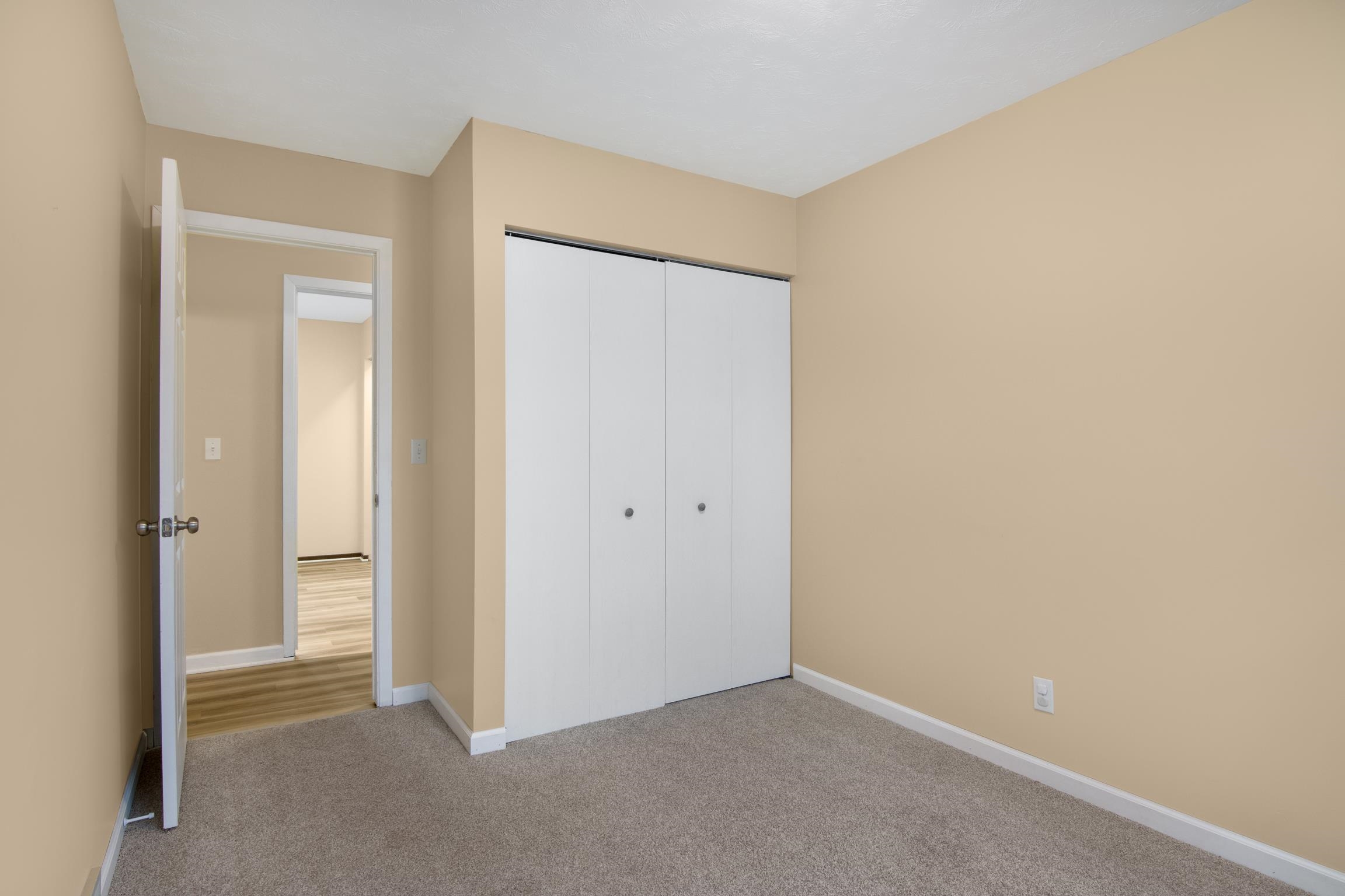 3928 Manchester Road Traverse City, MI 49686 - Photo 17 of 35