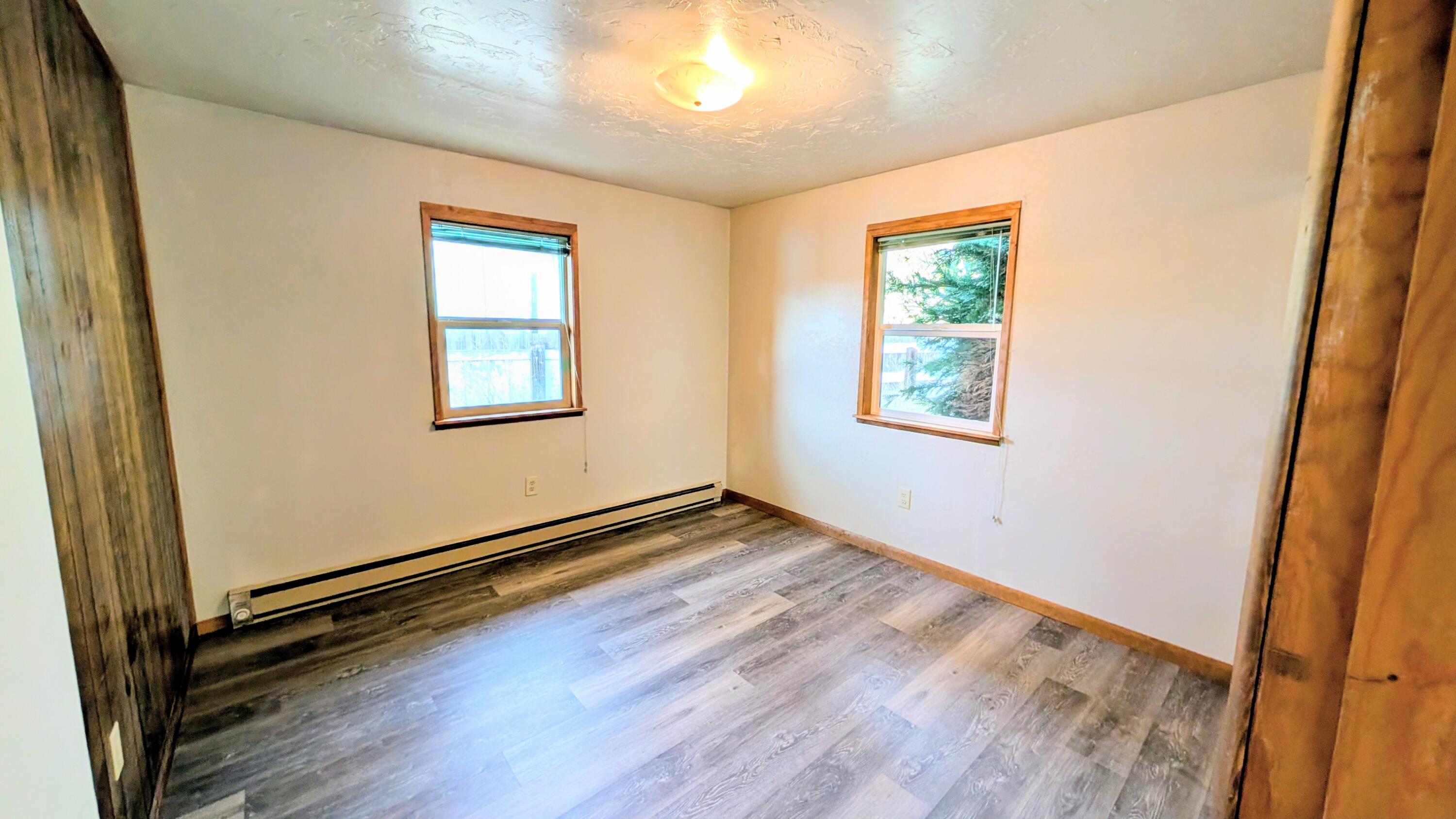 32550 Rivers Drive Chiloquin, OR 97624 - Photo 10 of 24 a view of an empty room and a window