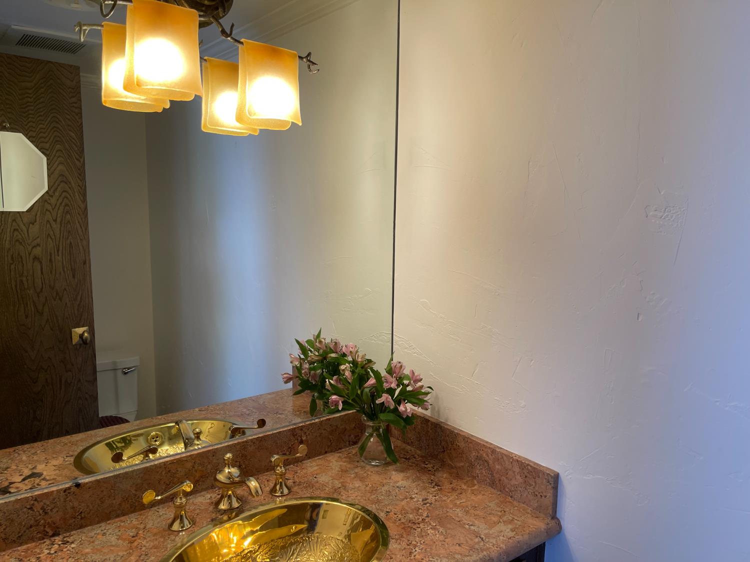 205 Pirie Road, Unit 64 Ojai, CA 93023 - Photo 21 of 33 downstairs half bath