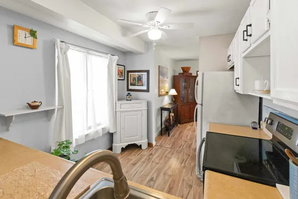 $400,000 | 8 Dunvegan Woods, Unit 8, Hampton, NH 03842
