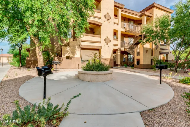 $307,000 | 10136 East Southern Avenue, Unit 1043, Mesa, AZ 85209