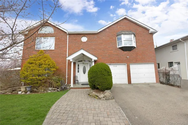 $1,799,000 | 708 Park Lane, Cedarhurst, NY 11516