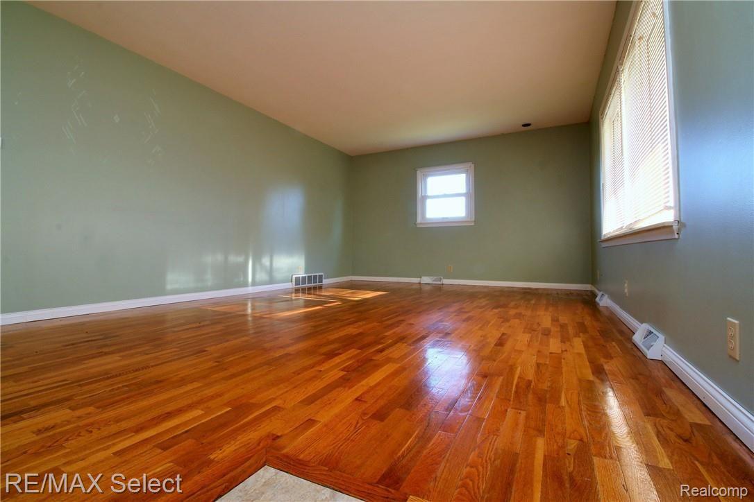 9665 Fulmer Road Millington, MI 48746 - Photo 9 of 26 IMG_0341 (2).JPG