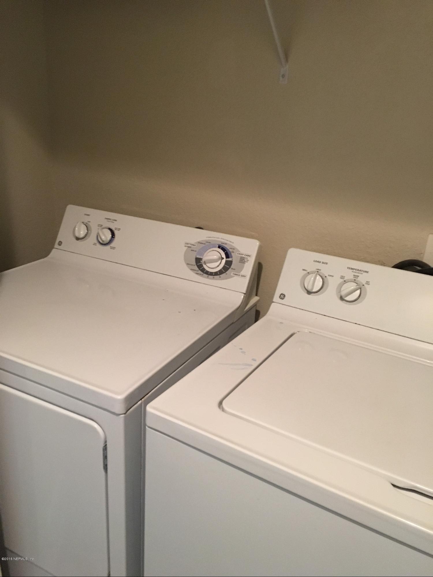 9745 Touchton Road, Unit 2128 Jacksonville, FL 32246 - Photo 6 of 10 washerdryer2128