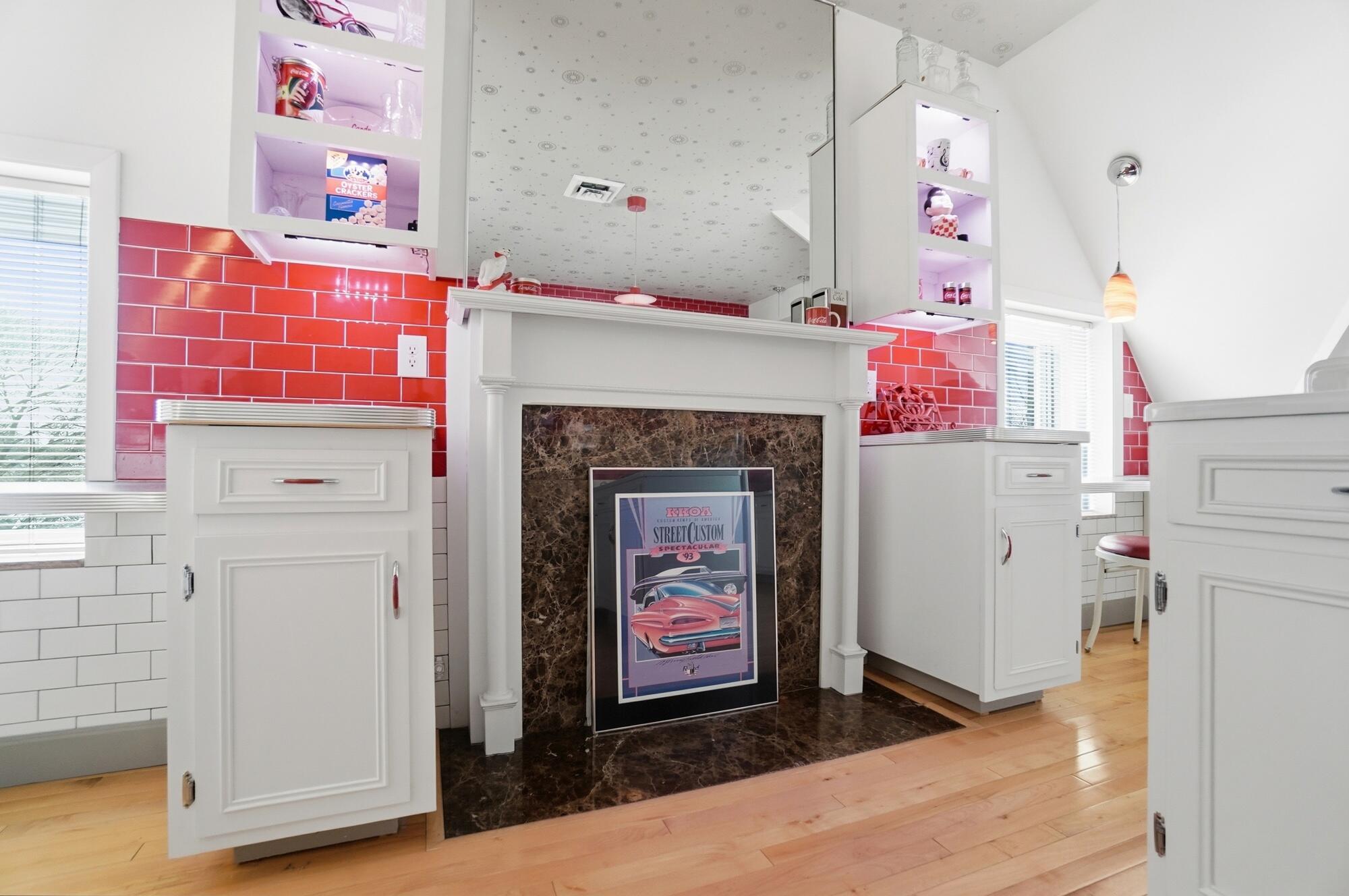 875 East Broad Street Columbus, OH 43205 - Photo 118 of 170 Kitchen