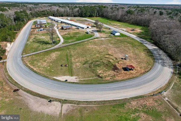 $950,000 | 33096 Johnson Road, Salisbury, MD 21804