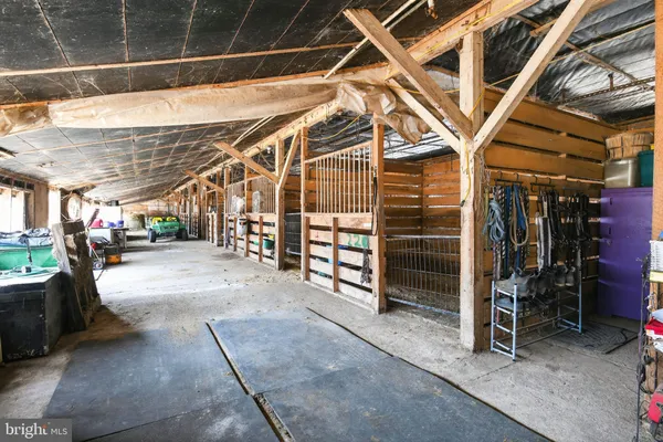 $950,000 | 33096 Johnson Road, Salisbury, MD 21804