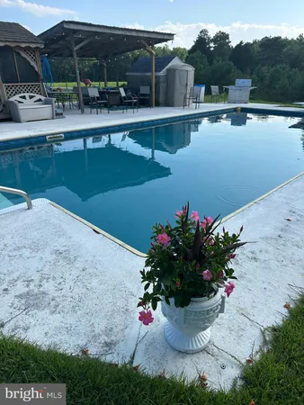 $950,000 | 33096 Johnson Road, Salisbury, MD 21804