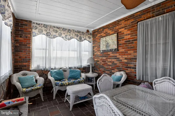 $950,000 | 33096 Johnson Road, Salisbury, MD 21804