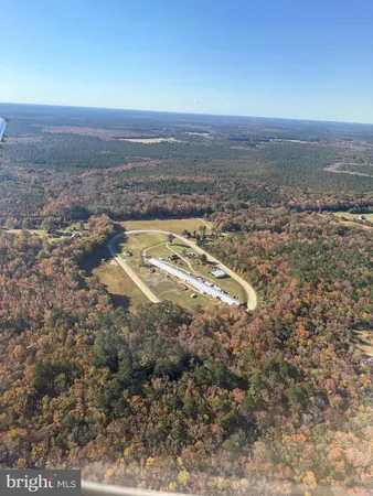 $950,000 | 33096 Johnson Road, Salisbury, MD 21804