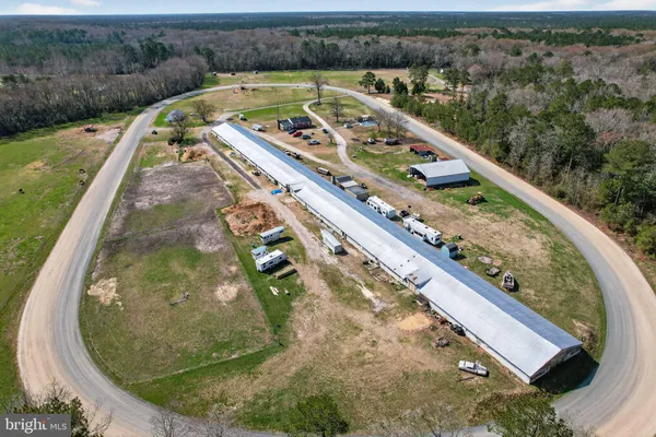 $950,000 | 33096 Johnson Road, Salisbury, MD 21804