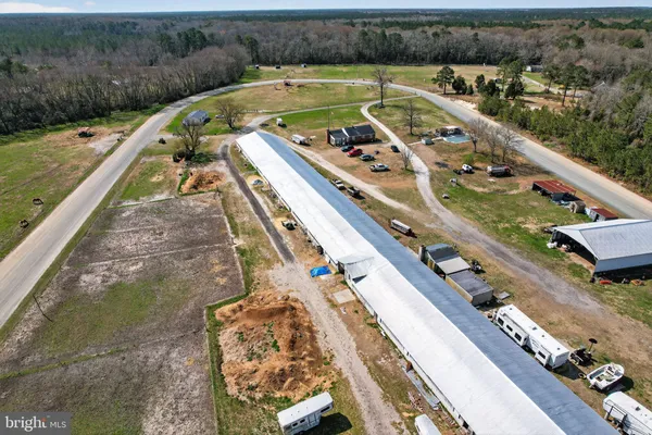 $950,000 | 33096 Johnson Road, Salisbury, MD 21804