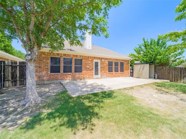 $350,000 | 4016 Summerhill Lane, Fort Worth, TX 76244