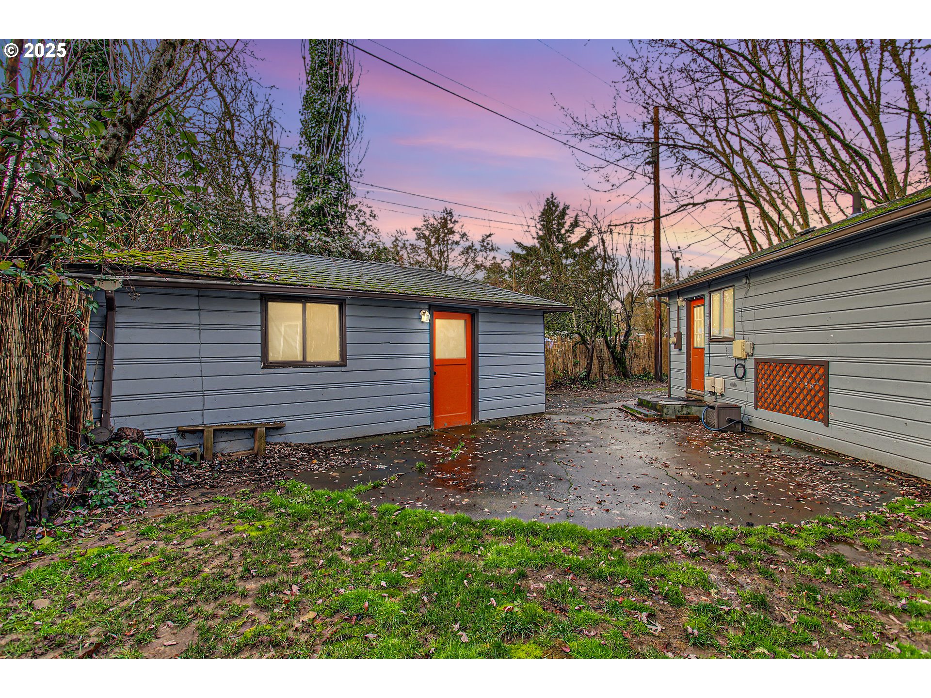 245 Southwest 133rd Avenue Beaverton, OR 97005 - Photo 10 of 12 a view of a backyard of the house