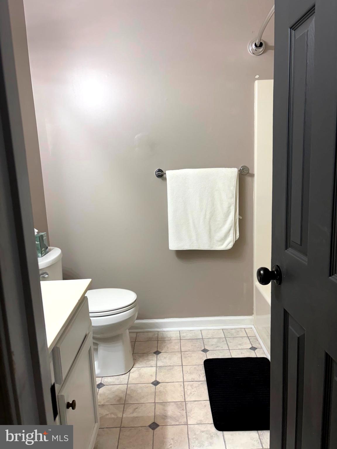 133 Woodrow Road Winchester, VA 22602 - Photo 13 of 42 Upper Hall Bathroom