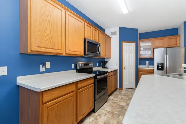 $389,000 | 2466 Beech Street West, Rosemount, MN 55068