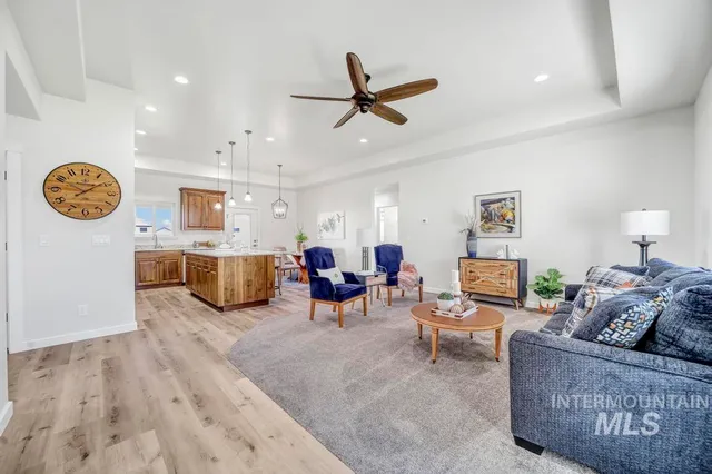 $449,900 | 732 Heidi Terrace, Kimberly, ID 83341