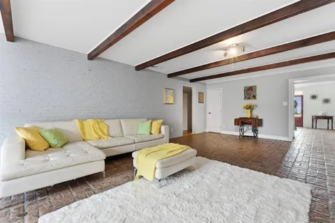 $475,000 | 2032 Charvais Drive, Lake Charles, LA 70601