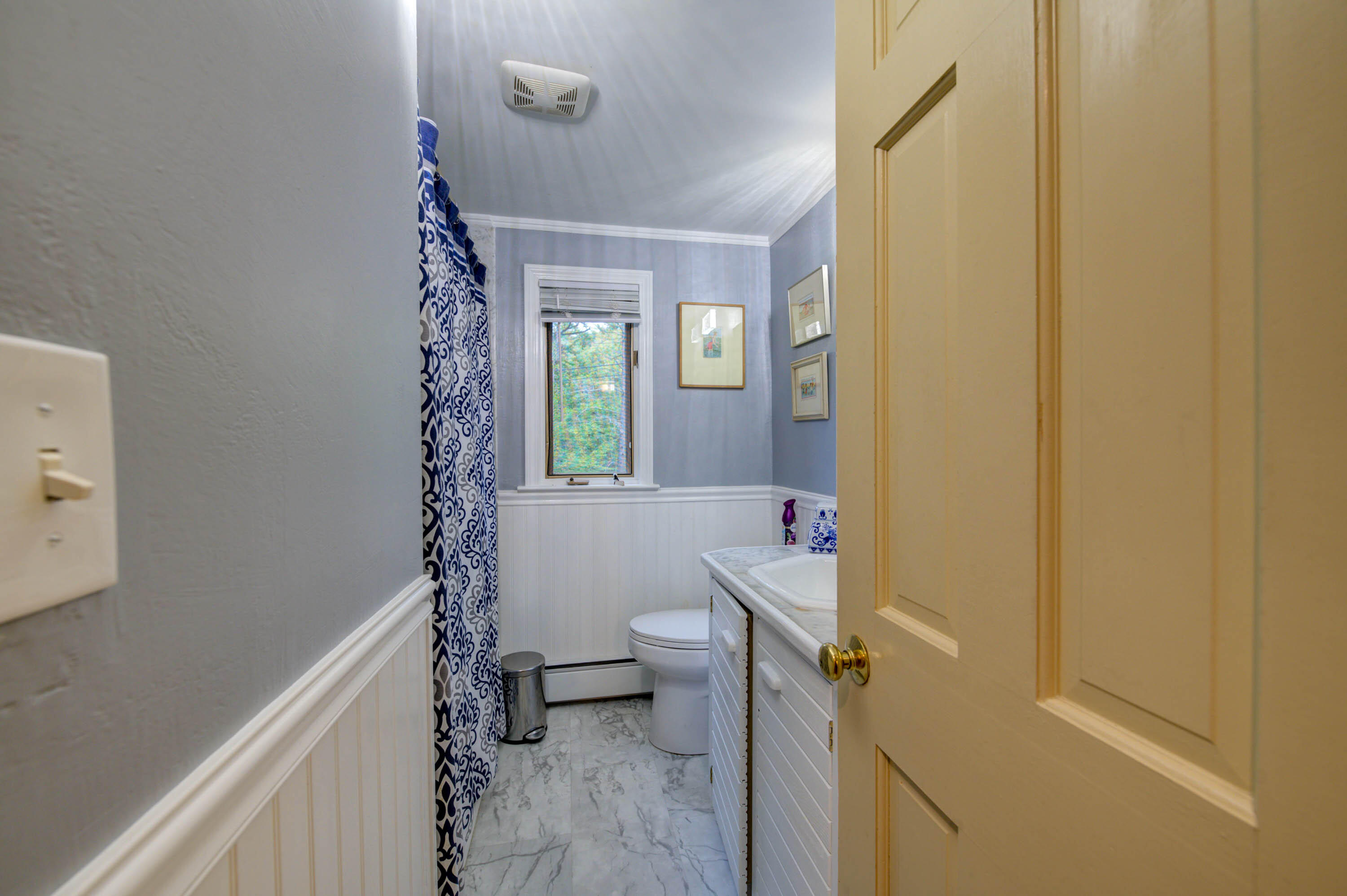 137 Captain Thomas Road Ogunquit, ME 03907 - Photo 15 of 27 pic-19