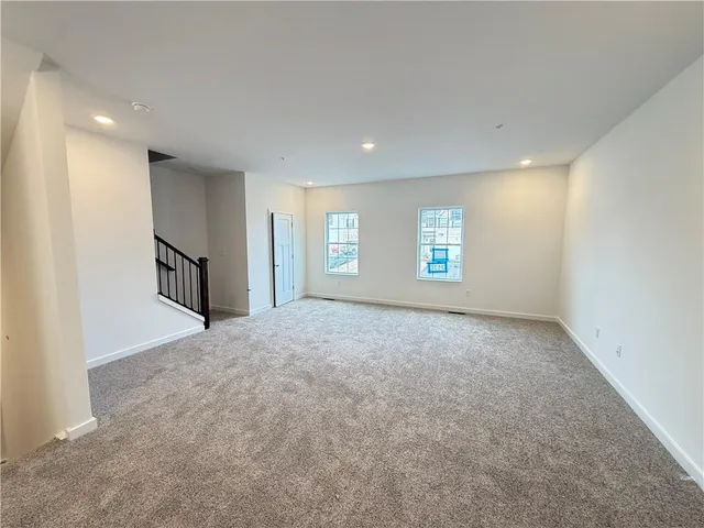 $349,990 | 2004 Canterbury Drive, Imperial, PA 15126