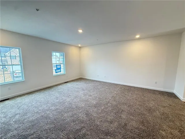 $349,990 | 2004 Canterbury Drive, Imperial, PA 15126