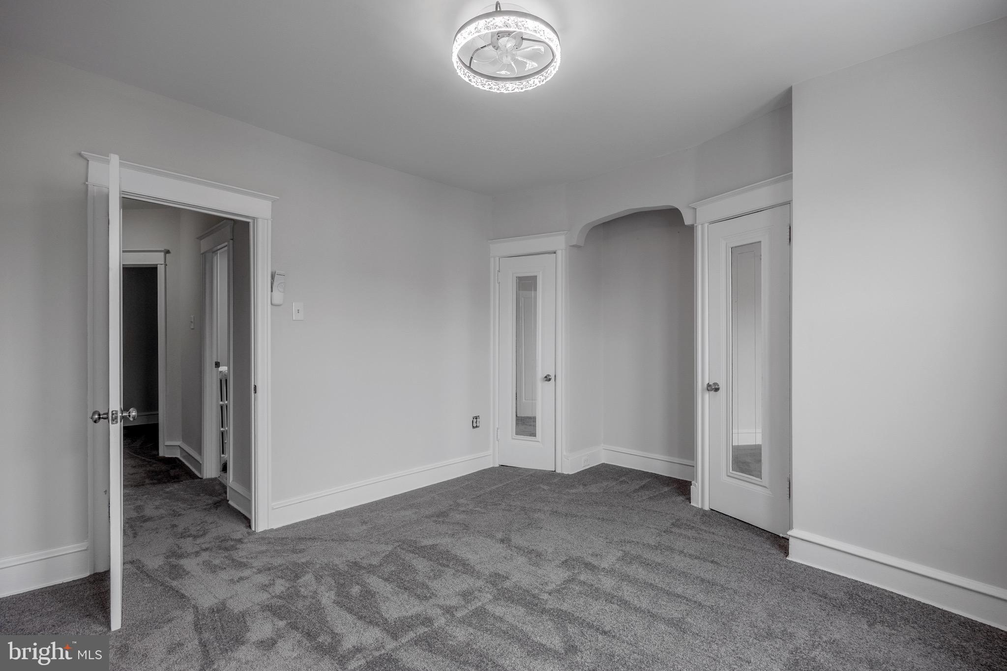 243 Avon Road Upper Darby, PA 19082 - Photo 13 of 27 Primary