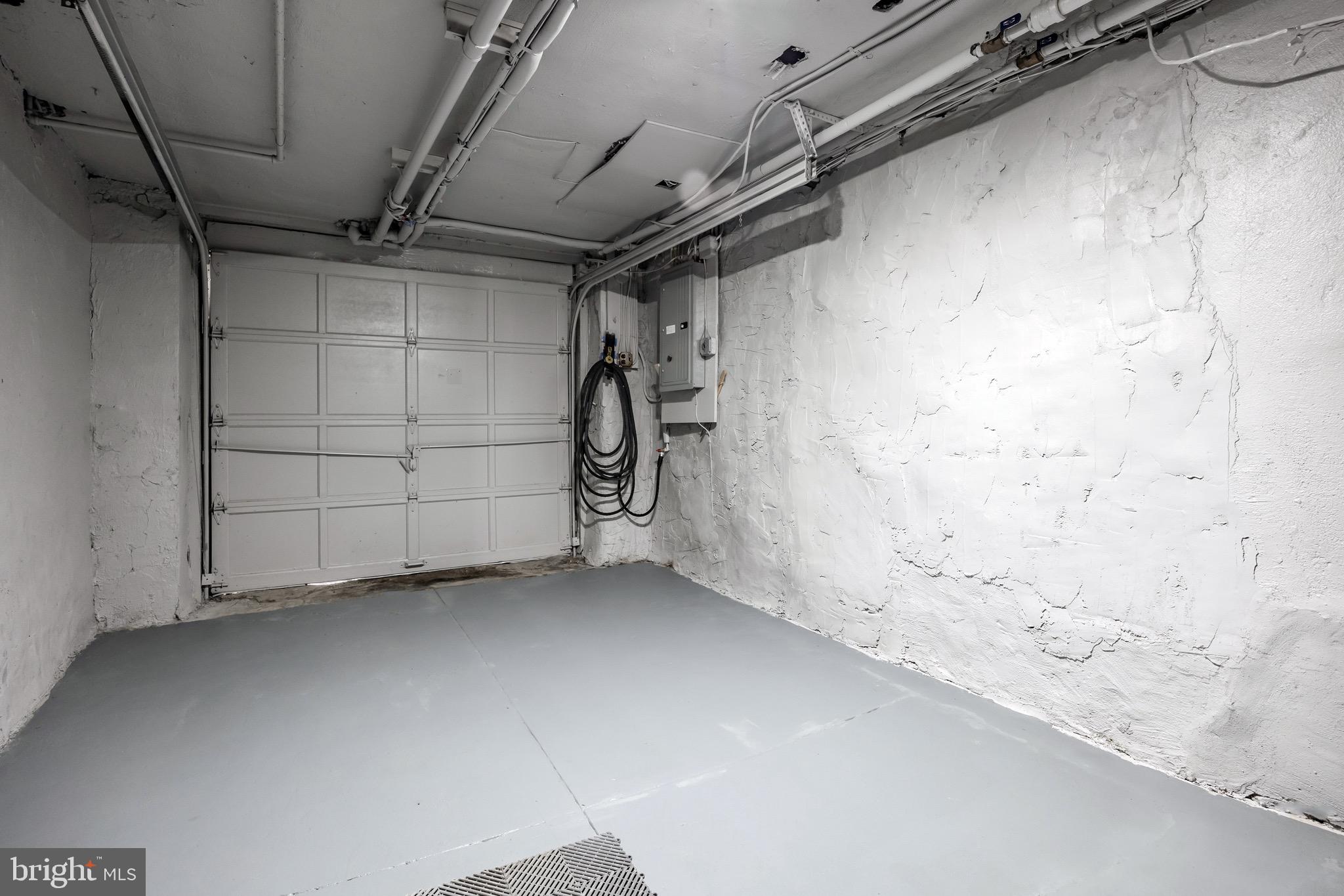 243 Avon Road Upper Darby, PA 19082 - Photo 26 of 27 Garage