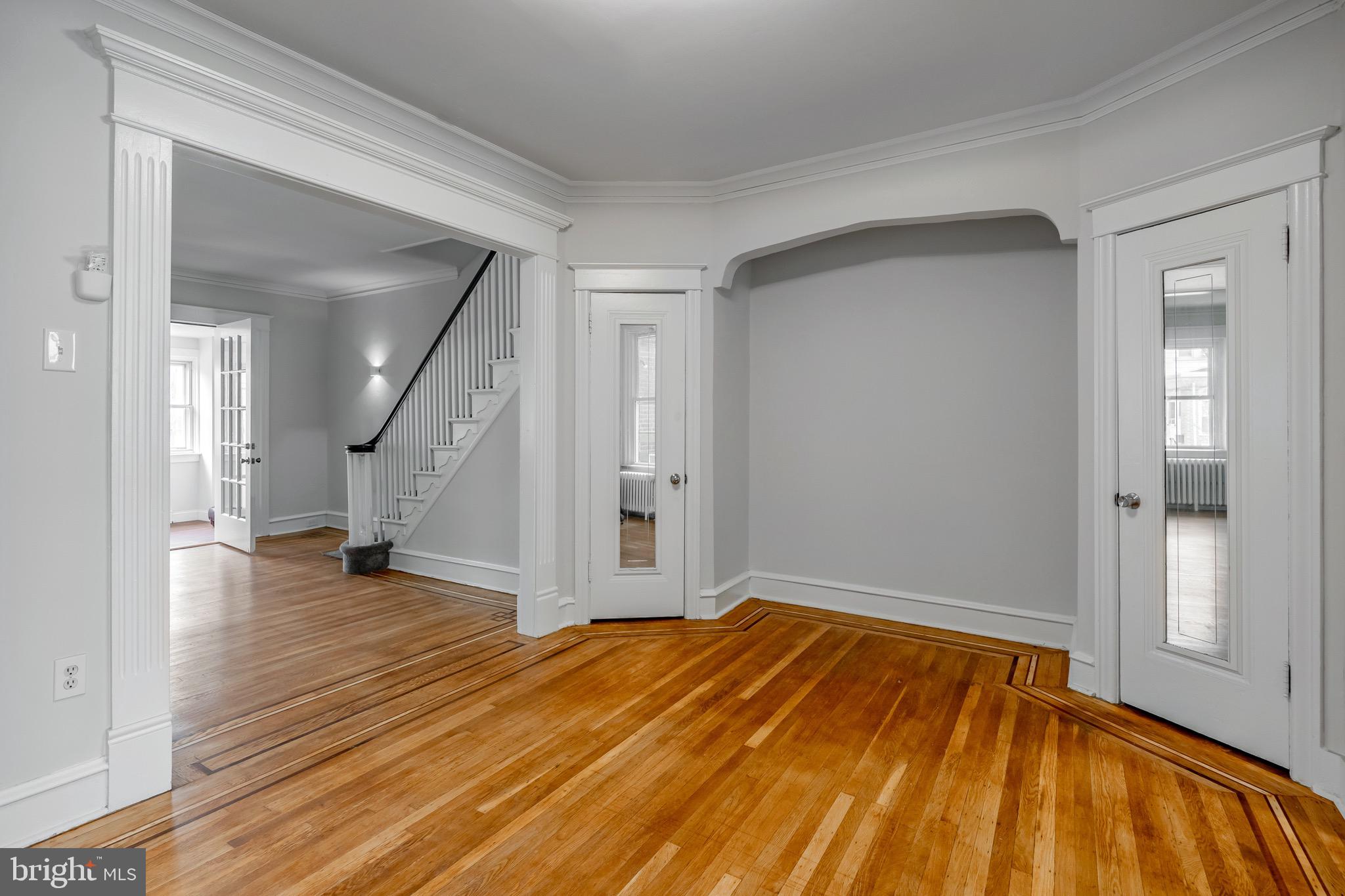 243 Avon Road Upper Darby, PA 19082 - Photo 8 of 27