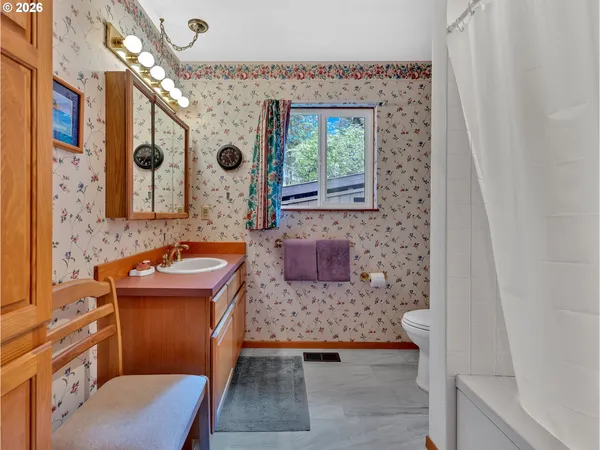 $599,950 | 58610 Highway 26, Sandy, OR 97055