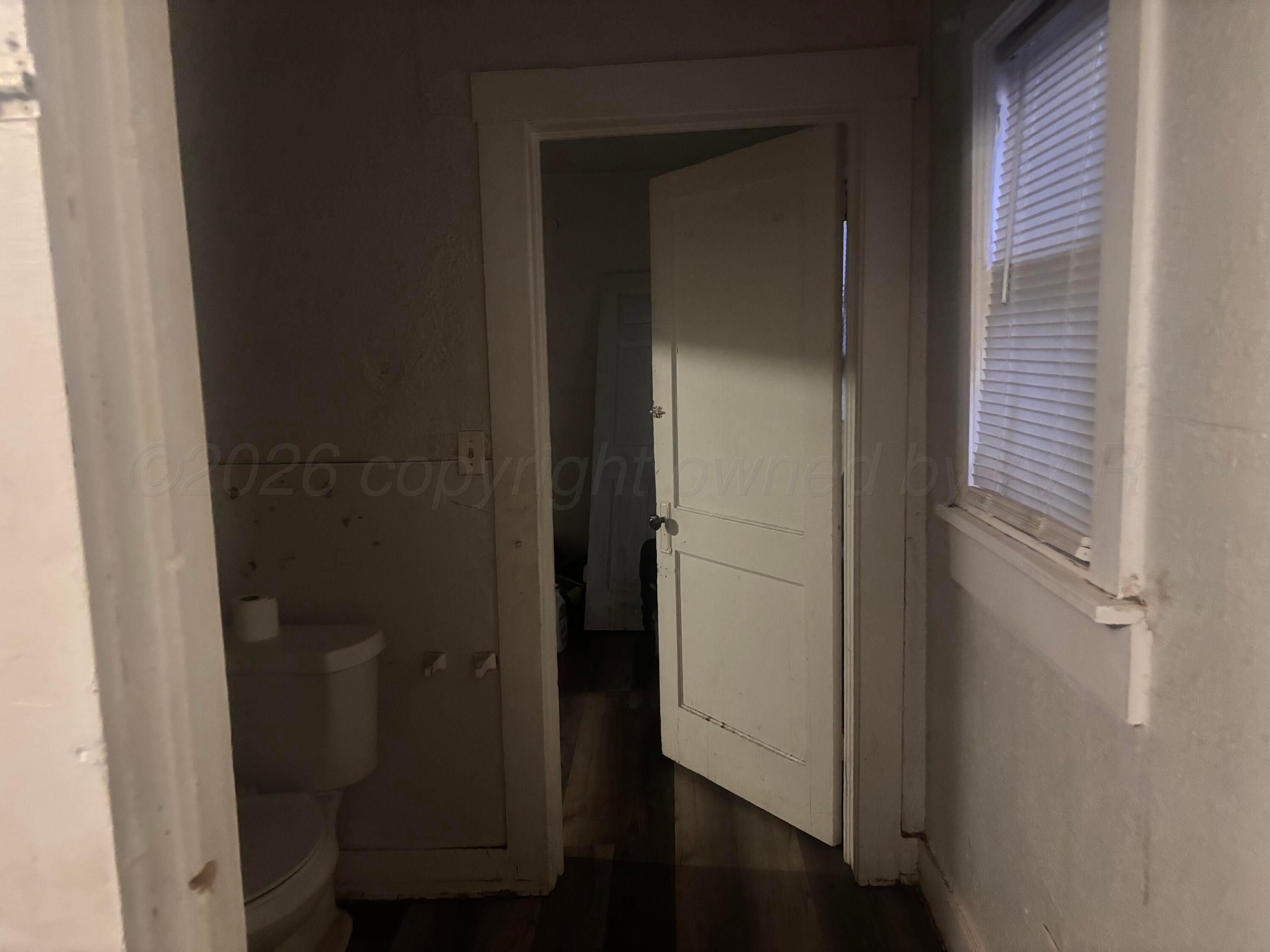 105 South Alabama Street Amarillo, TX 79106 - Photo 4 of 5 a view of bathroom