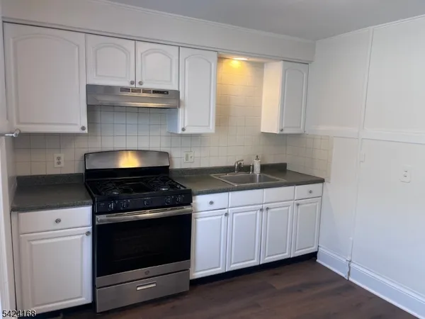 $2,100 | 1900 Grand Street, Unit 2, Scotch Plains, NJ 07076