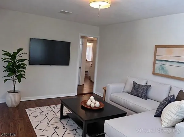 $2,100 | 1900 Grand Street, Unit 2, Scotch Plains, NJ 07076