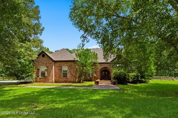 $450,000 | 157 Lake Hill Drive, Flora, MS 39071