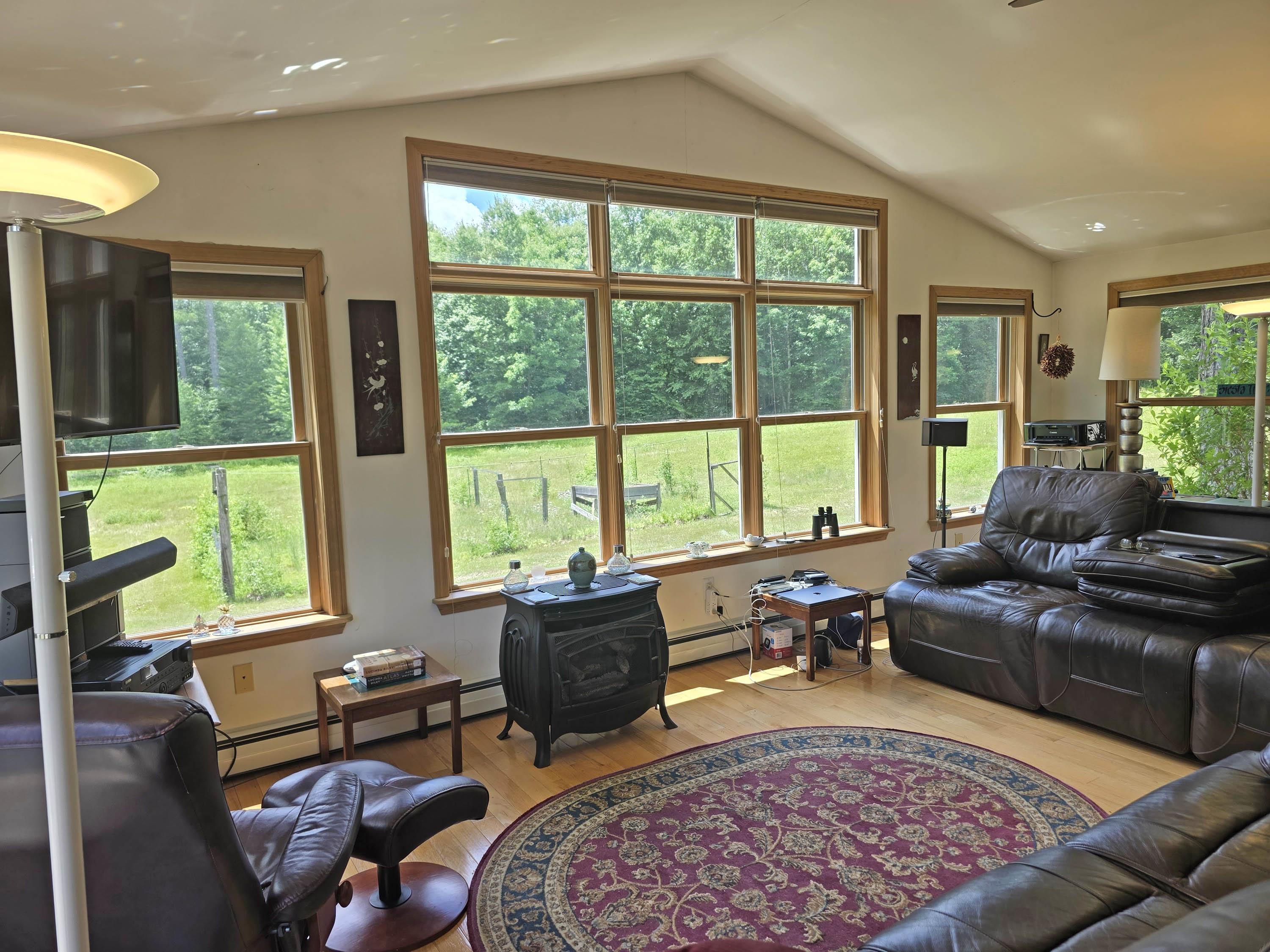 439 Dover Road Newfane, VT 05351 - Photo 6 of 37
