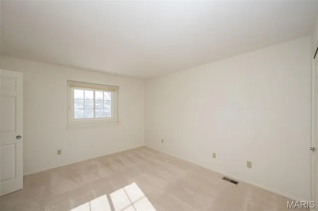 $515,000 | 14924 Manor Lake Drive, Chesterfield, MO 63017