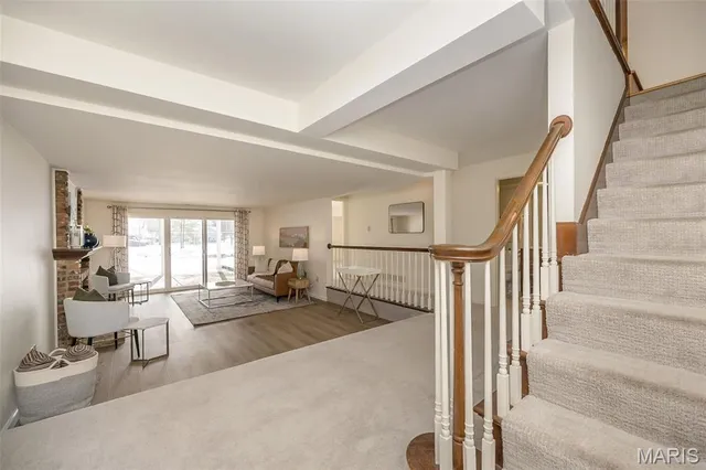 $515,000 | 14924 Manor Lake Drive, Chesterfield, MO 63017