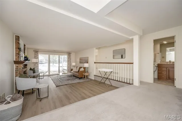 $515,000 | 14924 Manor Lake Drive, Chesterfield, MO 63017