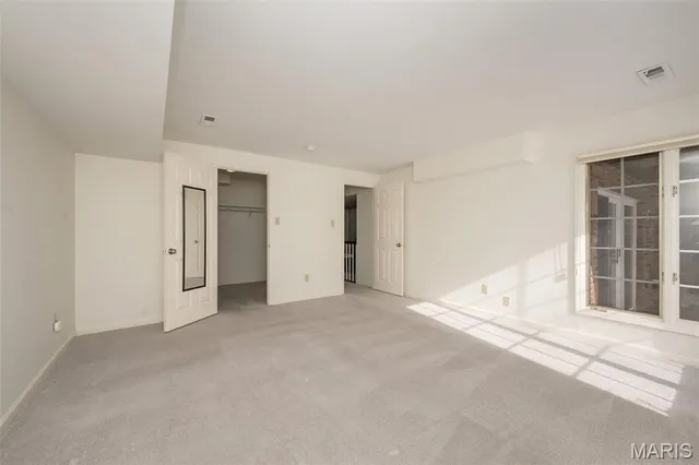 $515,000 | 14924 Manor Lake Drive, Chesterfield, MO 63017