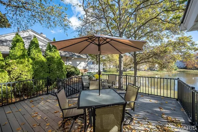 $515,000 | 14924 Manor Lake Drive, Chesterfield, MO 63017