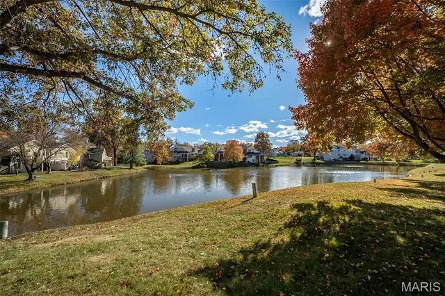 $515,000 | 14924 Manor Lake Drive, Chesterfield, MO 63017