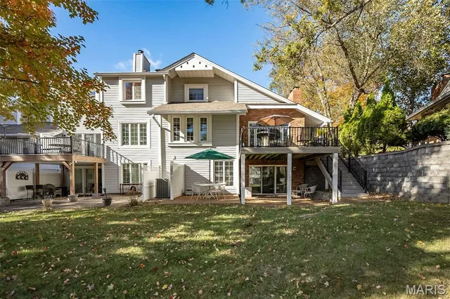 $515,000 | 14924 Manor Lake Drive, Chesterfield, MO 63017